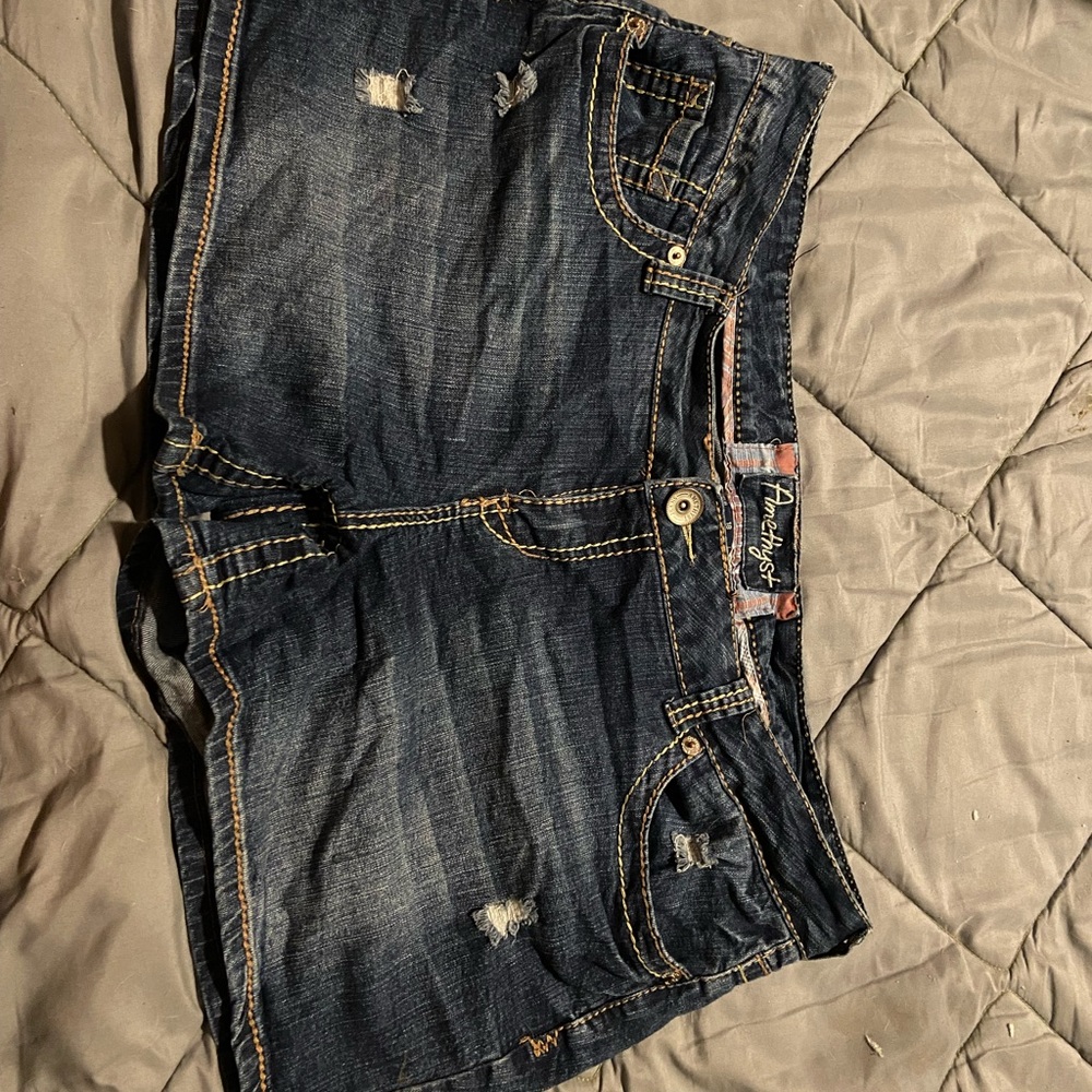 Amethyst brand jean shorts! Navy blue size 18